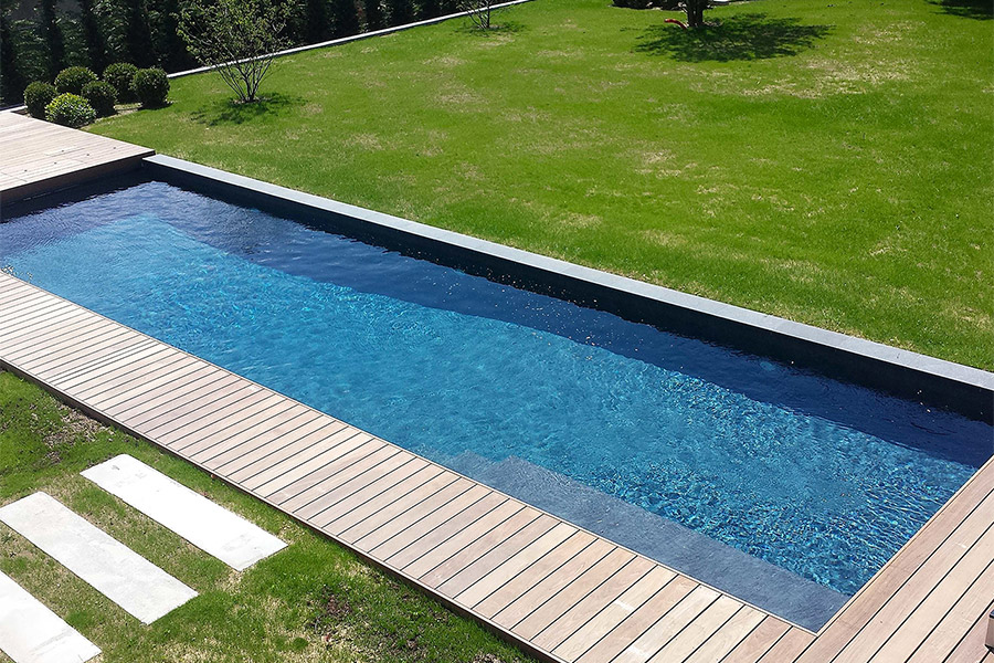 Création d’une piscine pour une maison d’architecte